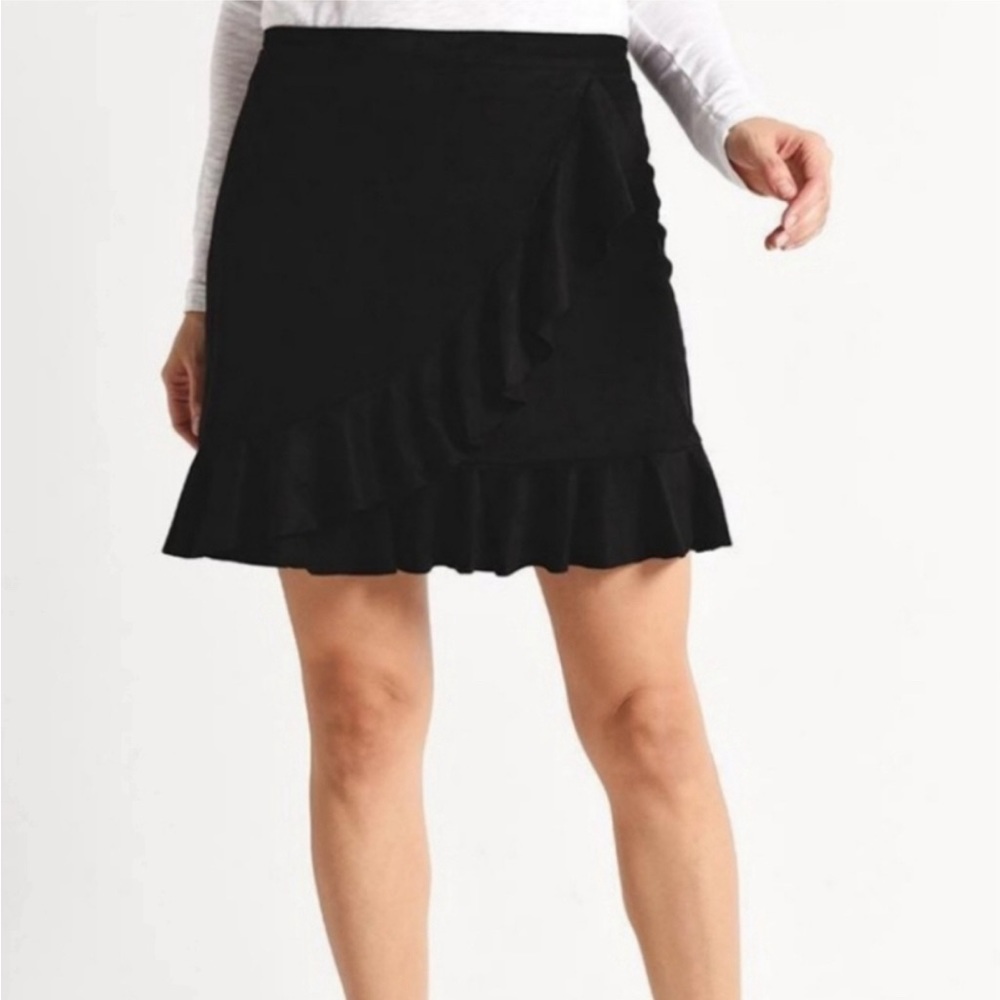 BB Dakota faux suede black skirt